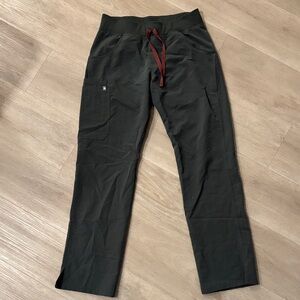 Figs Kade Cargo Scrub Pants